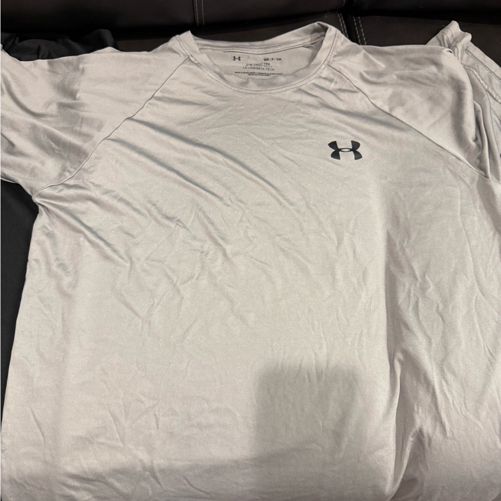 Lot of 2 Short Sleeve Tees Athletic Performance